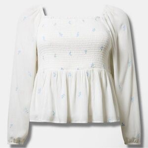 NWOT - Torrid Gauze Embroidered Smocked Bodice Crop Blouse - Size 2 (18/20)